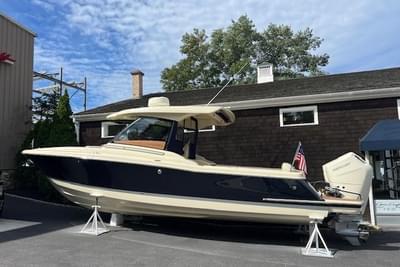 BOATZON | Chris-Craft Calypso 32 2026