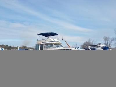 BOATZON | Chris-Craft Constellation 1986