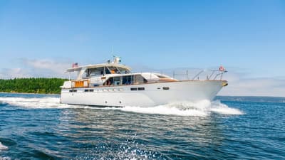 BOATZON | Chris-Craft Constellation 52 1963