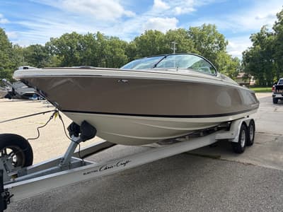 BOATZON | Chris-Craft Launch 25 GT 2023