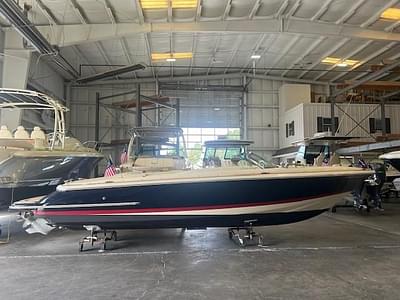BOATZON | Chris-Craft Launch 27 2018 BOATZON | Chris-Craft Launch 27 2018