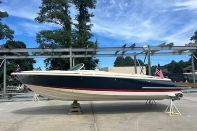 BOATZON | Chris-Craft Launch 27 2022