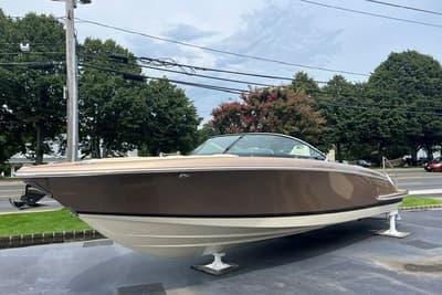 BOATZON | Chris-Craft Launch 27 2027