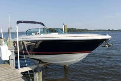 BOATZON | Chris-Craft Launch 28 2005