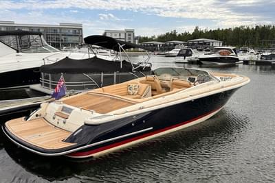 BOATZON | Chris-Craft Launch 28 2013 BOATZON | Chris-Craft Launch 28 2013