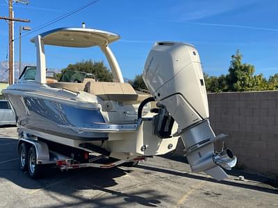 BOATZON | Chris-Craft Launch 28 GT 2025