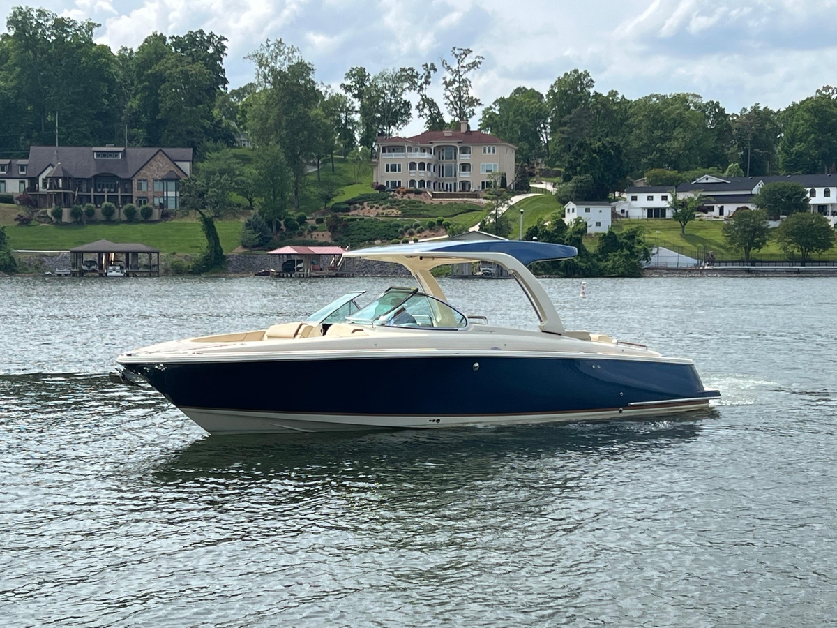 2020 Chris-Craft Launch 31 GT - Sold Boat