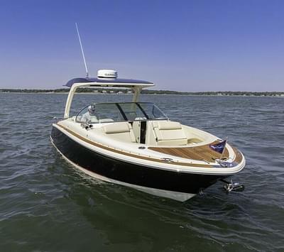 BOATZON | Chris-Craft Launch 31 GT 2022 BOATZON | Chris-Craft Launch 31 GT 2022