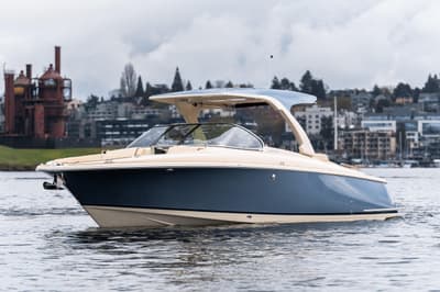 BOATZON | Chris-Craft Launch 31 GT 2025