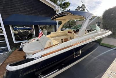 BOATZON | Chris-Craft Launch 31 GT 2025