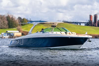 BOATZON | Chris-Craft Launch 35 GT 2025