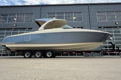 BOATZON | Chris-Craft Launch 35 GT 2027 BOATZON | Chris-Craft Launch 35 GT 2027