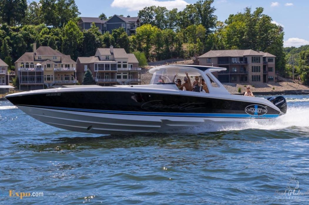 2017 Cigarette 41 GTR - Sold Boat