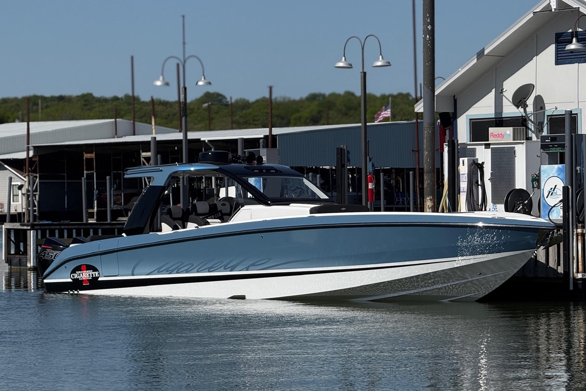 2022 Cigarette 41 Nighthawk - Sold Boat