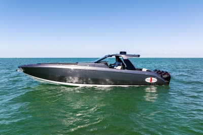 BOATZON | Cigarette 42 Auroris 2020 BOATZON | Cigarette 42 Auroris 2020