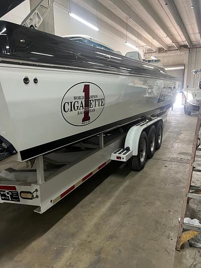BOATZON | Cigarette 50 Marauder AMG 2012