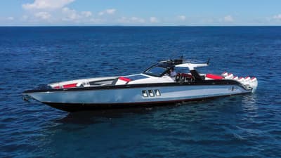 BOATZON | Cigarette 59 Tirranna 2021