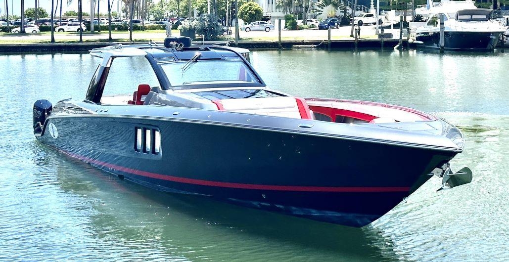 2020 Cigarette Tirranna - Sold Boat