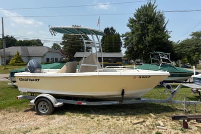 BOATZON | Clearwater 1900 Center Console 2011