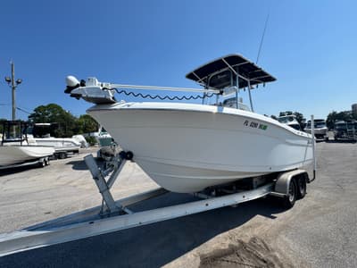 BOATZON | Clearwater 220 CE 2016