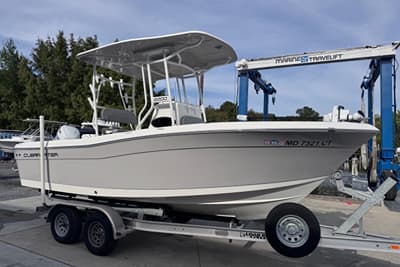 BOATZON | Clearwater 2200 Center Console 2023