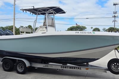 BOATZON | Clearwater 2300 Center Console 2008