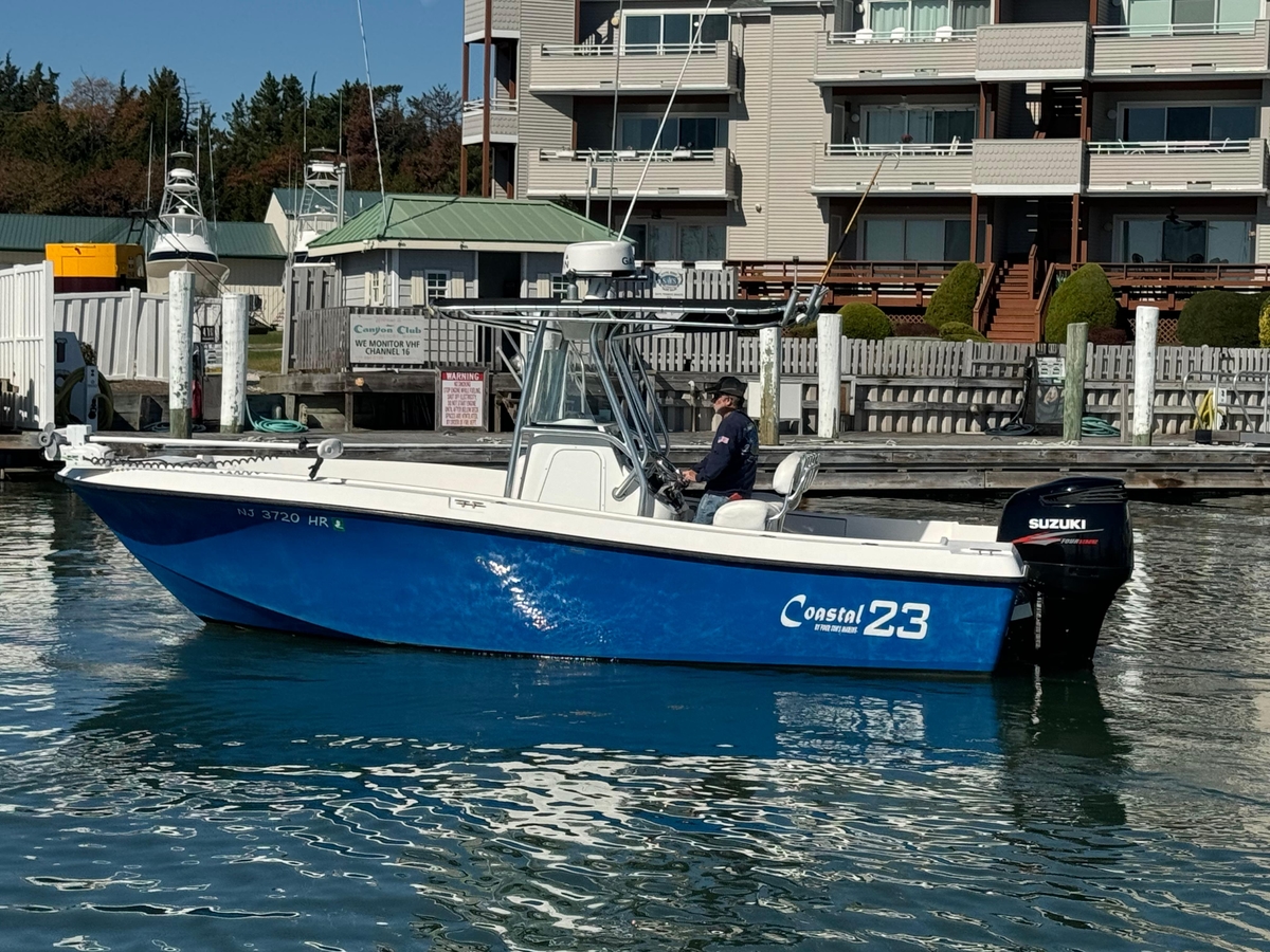 2015 Coastal Coastal 23 Center Console - Sold Boat