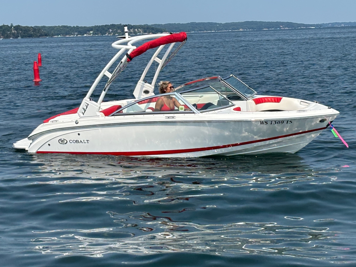 2020 Cobalt 200S - Sold Boat