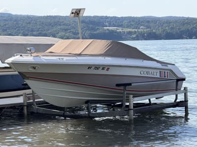 BOATZON | Cobalt 202 1990 BOATZON | Cobalt 202 1990