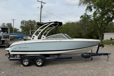 BOATZON | Cobalt 220 2016