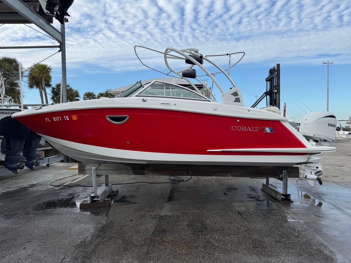 2022 Cobalt 235SC - Sold Boat