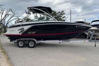BOATZON | Cobalt 242 WSS 2011 BOATZON | Cobalt 242 WSS 2011