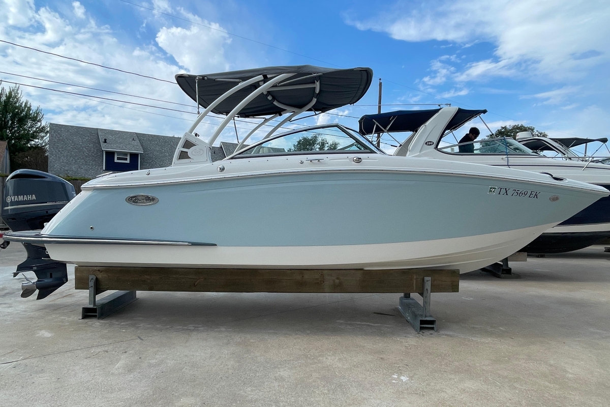 2018 Cobalt 25SC - Sold Boat