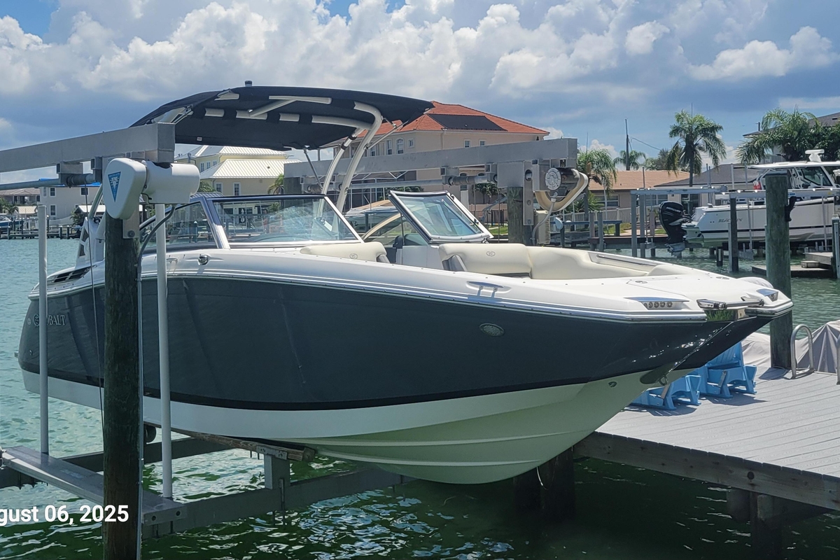 2018 Cobalt 26SD - Sold Boat