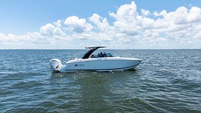 BOATZON | Cobalt 30 SC 2025 BOATZON | Cobalt 30 SC 2025