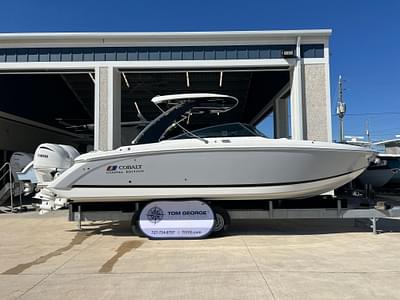 BOATZON | Cobalt 30 SC 2025 BOATZON | Cobalt 30 SC 2025