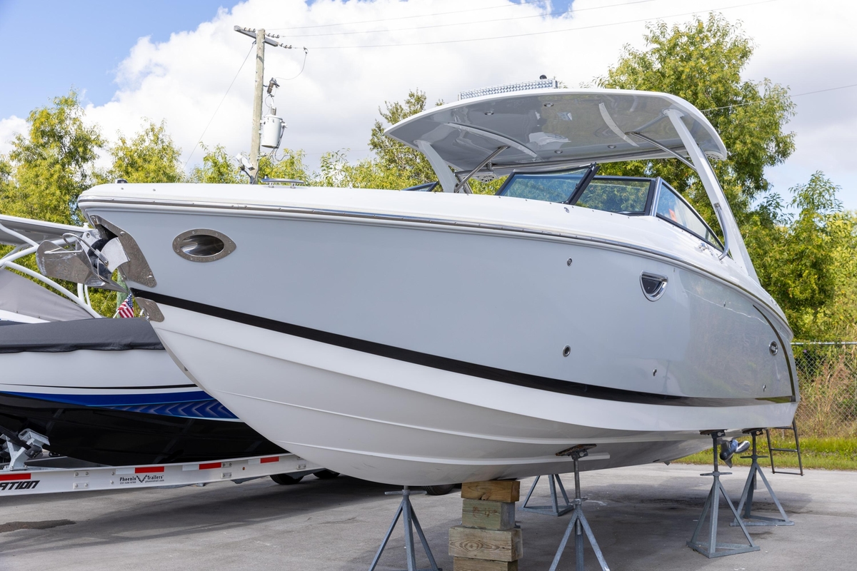 2020 Cobalt 30SC Outboard - Sold Boat