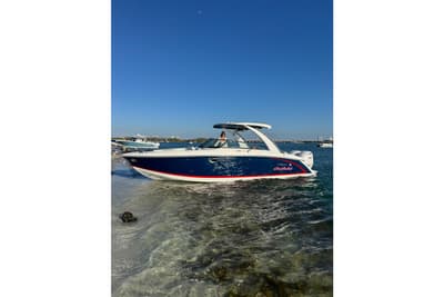 BOATZON | Cobalt 30SC Outboard 2023