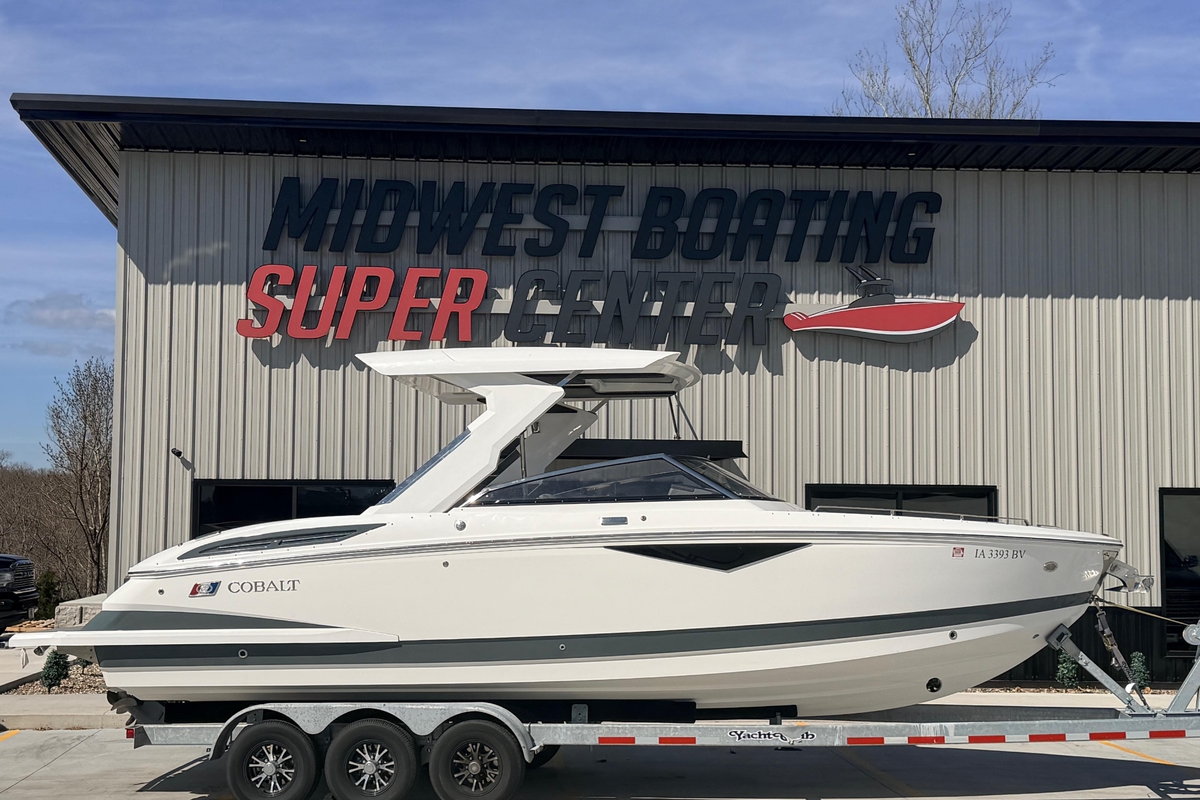 2023 Cobalt A29 - Sold Boat