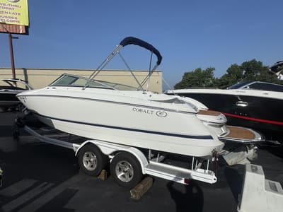 BOATZON | Cobalt Boats 240 SERIES 2006