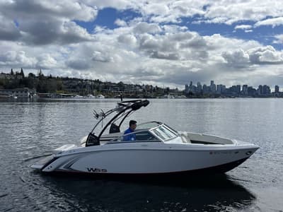 BOATZON | Cobalt Boats R3 WSS Surf 2016