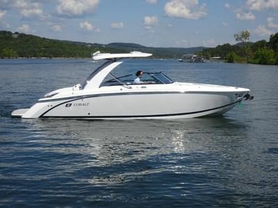 BOATZON | Cobalt Boats R30 2025