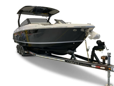 BOATZON | Cobalt Boats R31 2026