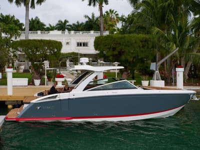 BOATZON | Cobalt Boats R33 2026 BOATZON | Cobalt Boats R33 2026