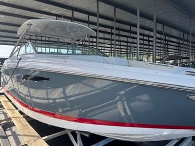 BOATZON | Cobalt Boats R35 2017