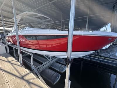 BOATZON | Cobalt Boats R35 2024