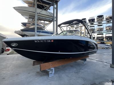 BOATZON | Cobalt Boats R3WSS Surf 2017