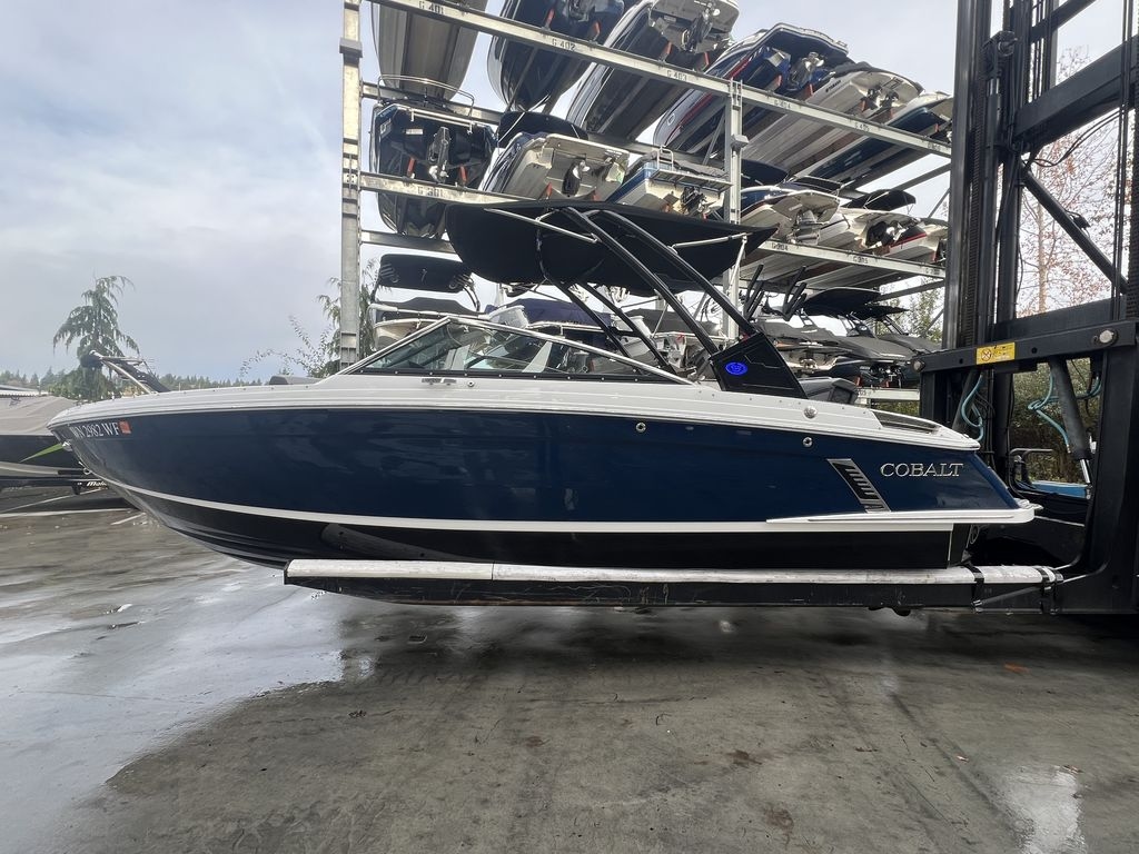2022 Cobalt Boats R4 Surf - Sold Boat