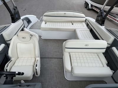 BOATZON | Cobalt Boats R5 2017