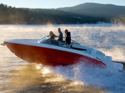 BOATZON | Cobalt Boats R5 2018